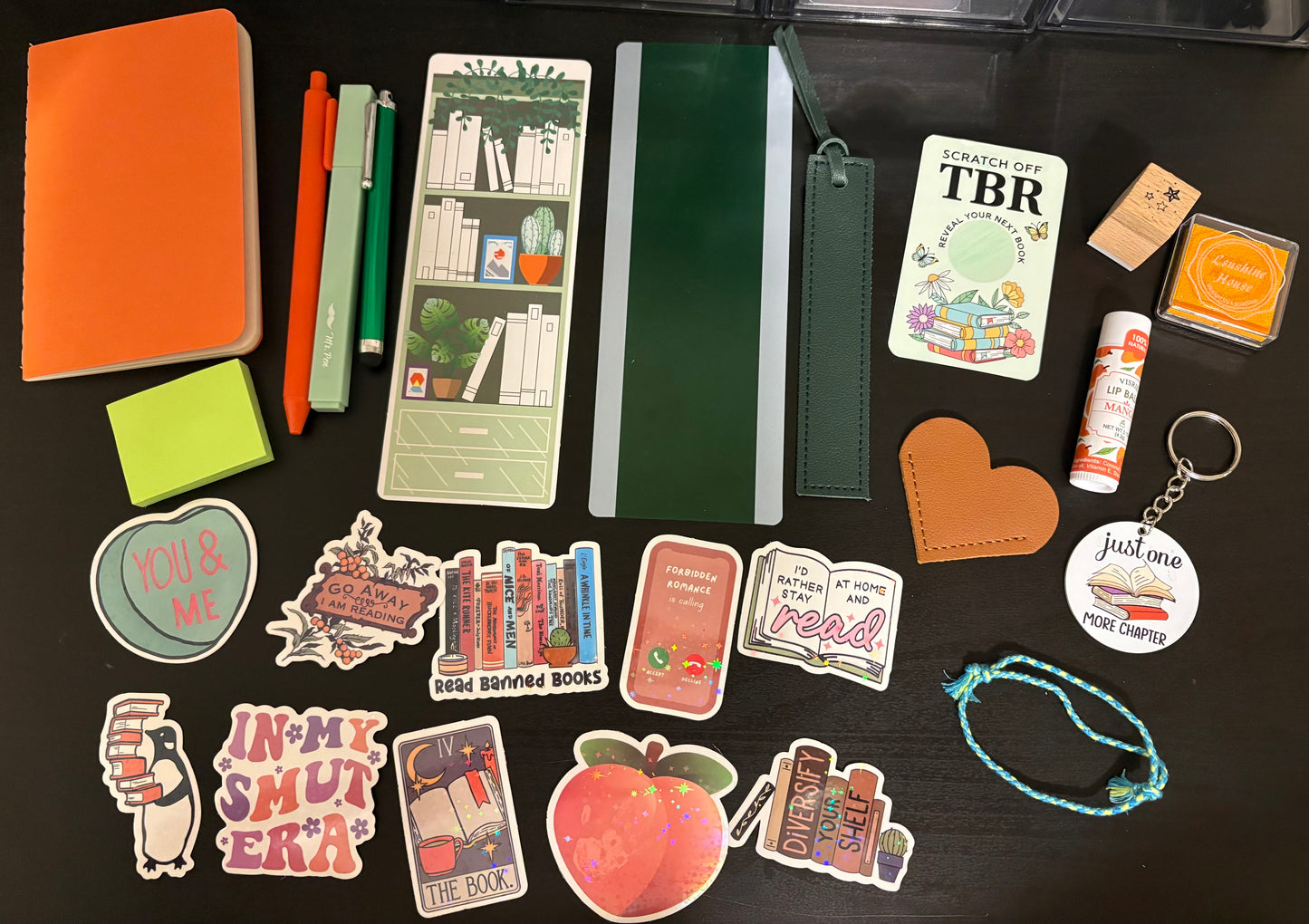 15 Item Mystery Bundle (Plus 1 Gold Item)
