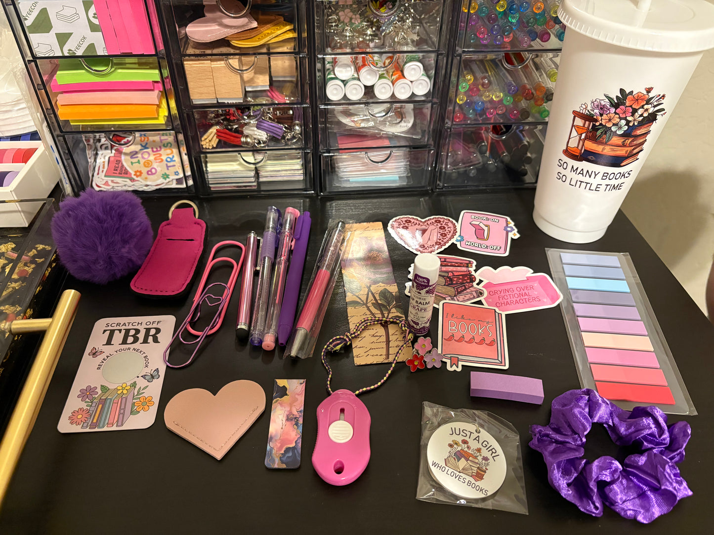 20 Item Mystery Bundle (Plus 1 Gold Item)
